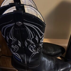 Like new Harley boots very little wear size 11